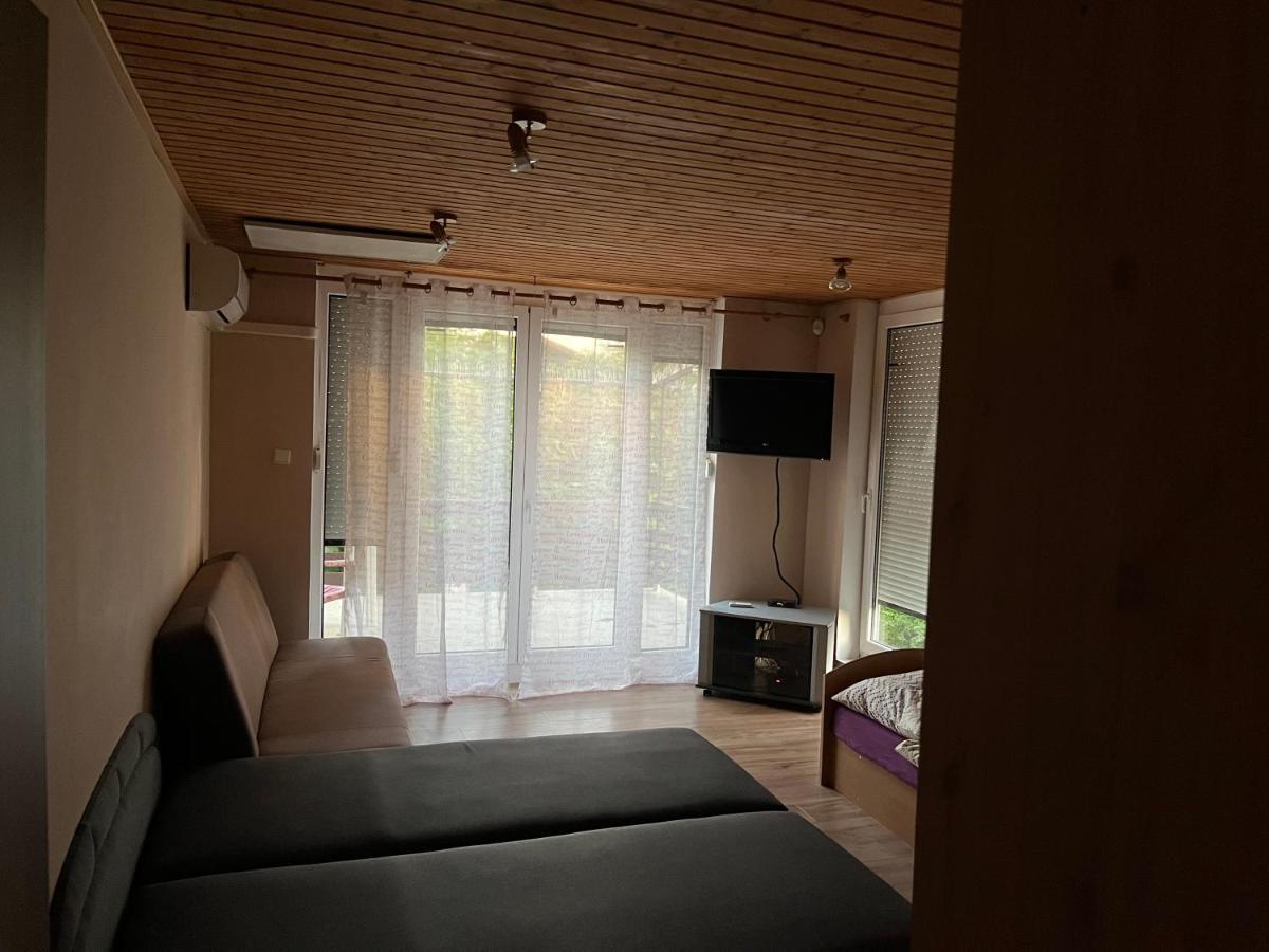 Apartment Jane Senec Zewnętrze zdjęcie